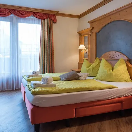 Bed and Breakfast Via Vai Λιβίνιο
